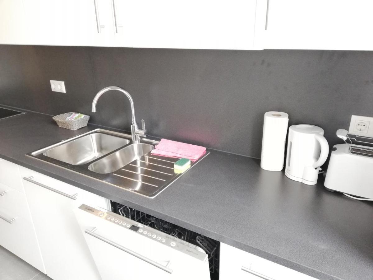 Central Living Apartments - Schoenbrunn Wien Ngoại thất bức ảnh