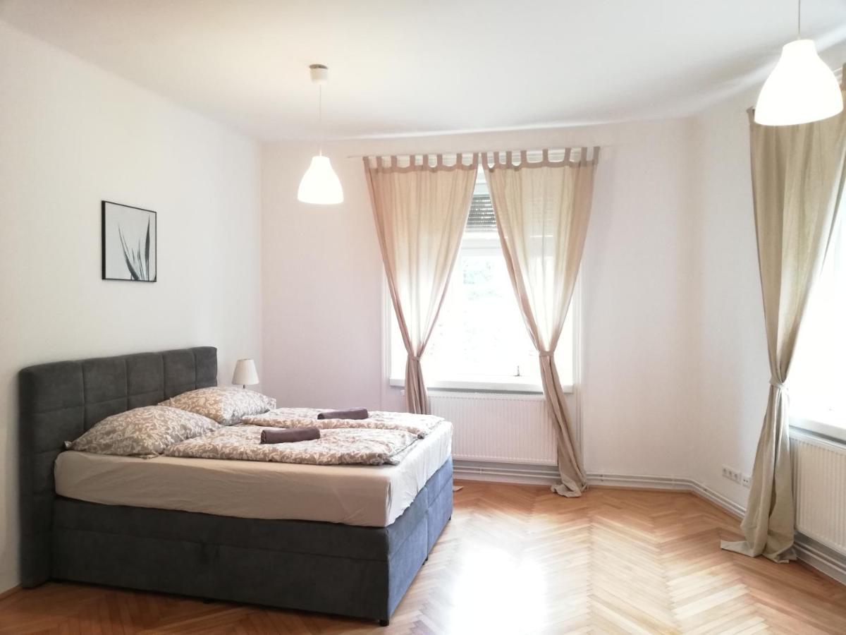 Central Living Apartments - Schoenbrunn Wien Ngoại thất bức ảnh