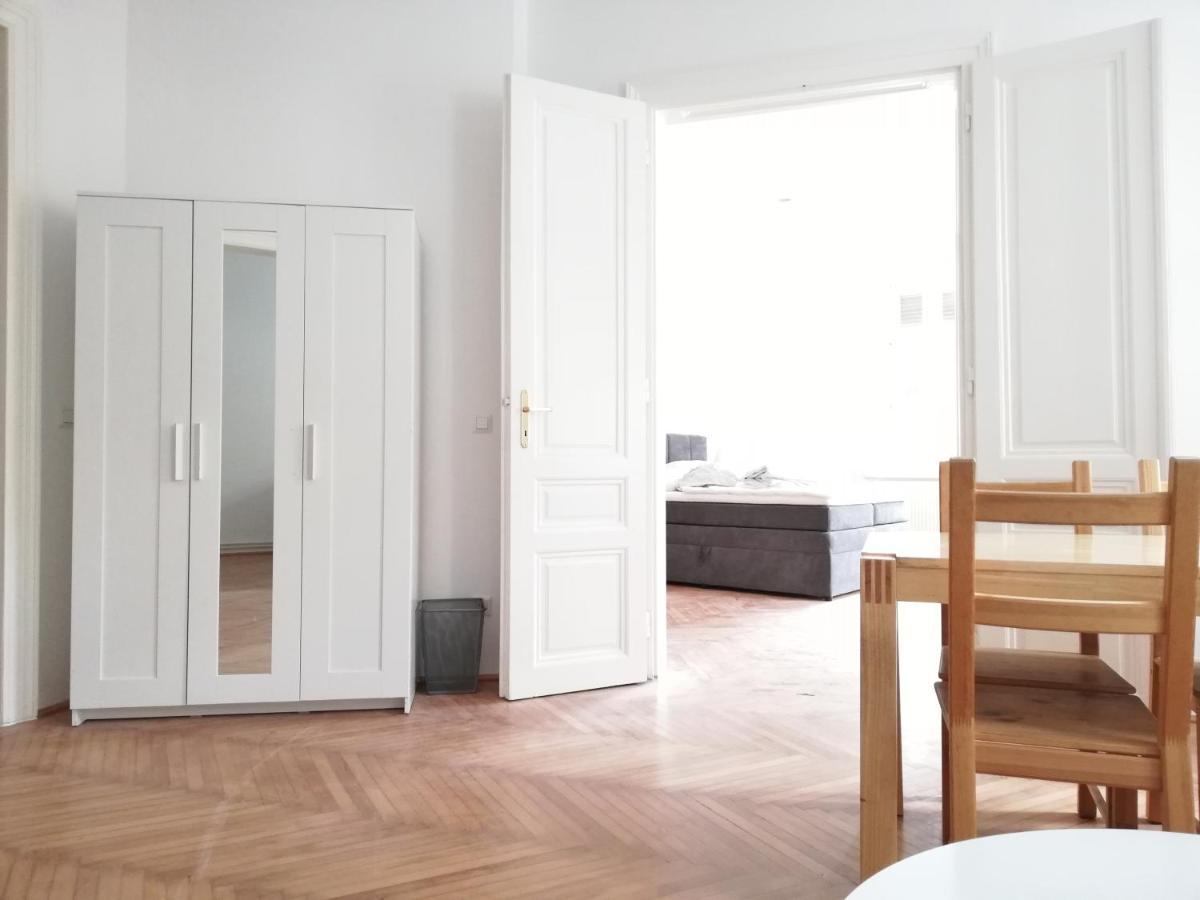 Central Living Apartments - Schoenbrunn Wien Ngoại thất bức ảnh