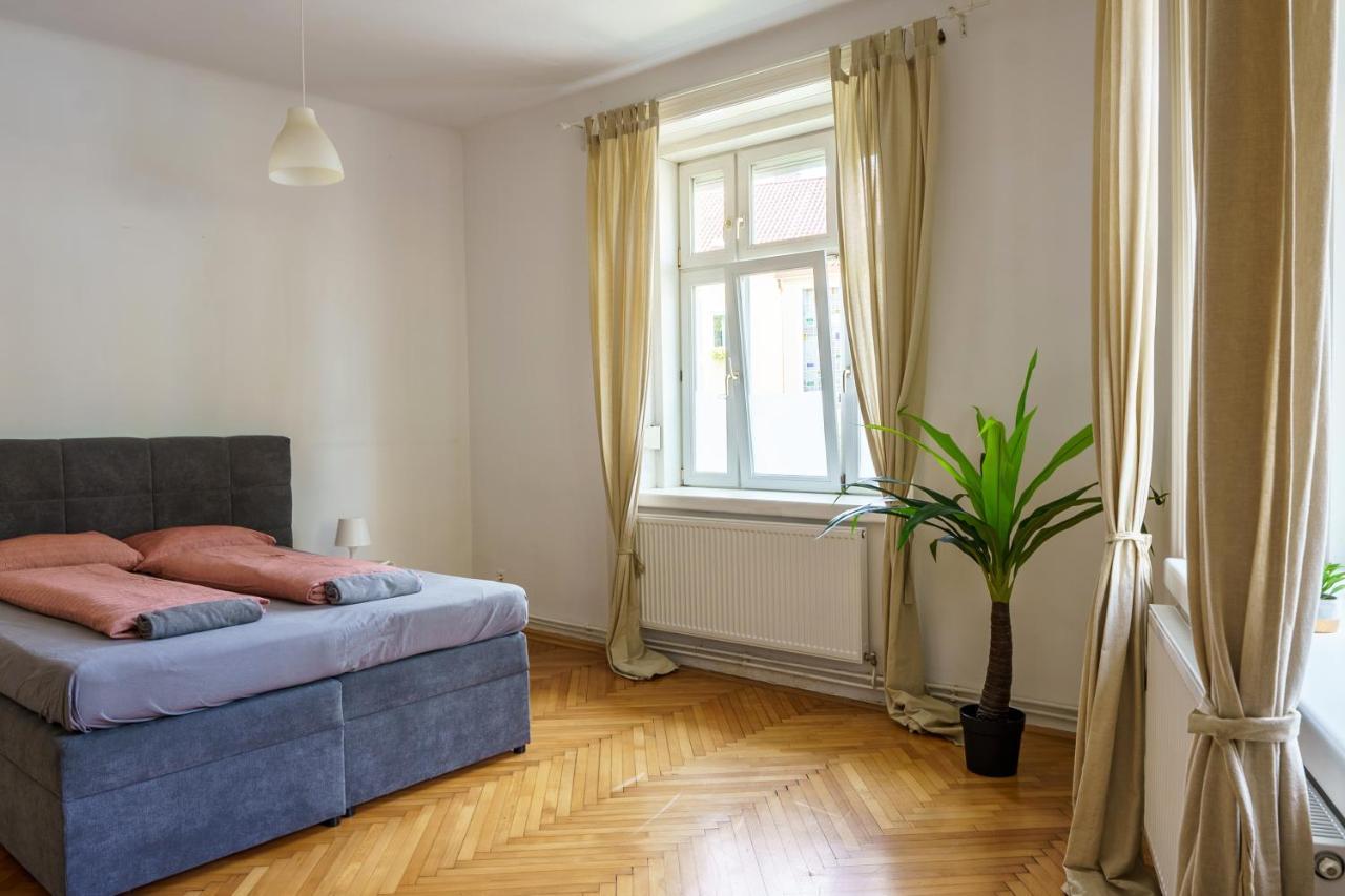 Central Living Apartments - Schoenbrunn Wien Ngoại thất bức ảnh