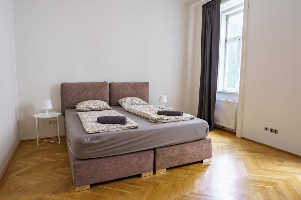 Central Living Apartments - Schoenbrunn Wien Ngoại thất bức ảnh