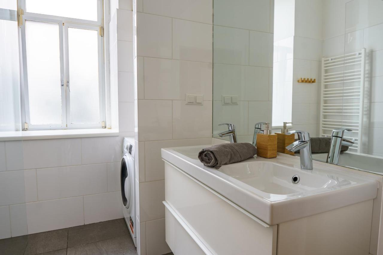 Central Living Apartments - Schoenbrunn Wien Ngoại thất bức ảnh